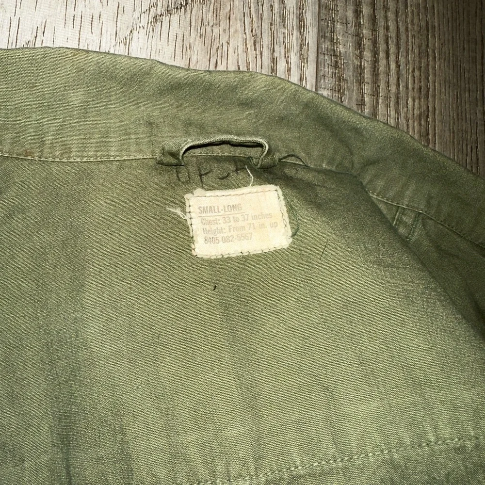 Vintage Vietnam era 1967 Military Olive green shirt Fatigue leisure combat shirt - Picture 4 of 10